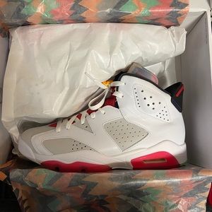 Jordan Retro 6 Hare 2020